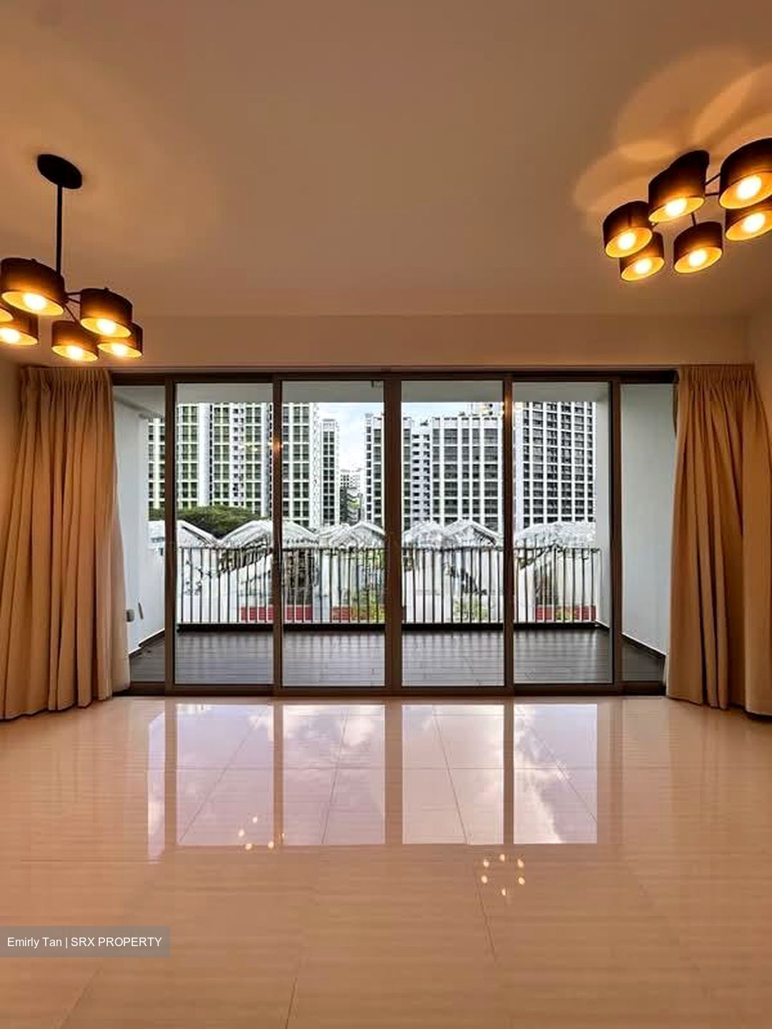 Woodhaven (D25), Condominium #556843081
